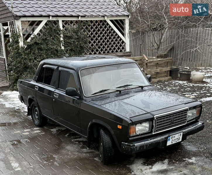 Седан ВАЗ / Lada 2107 2007 в Снигиревке