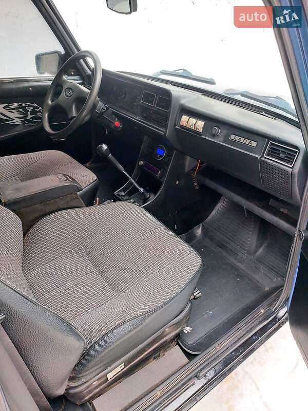 Седан ВАЗ / Lada 2107 2005 в Тростянце