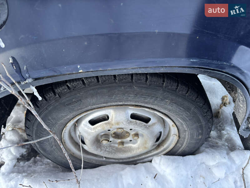 Седан ВАЗ / Lada 2107 1990 в Кагарлику