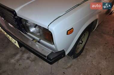 Седан ВАЗ 2107 1992 в Гадячі