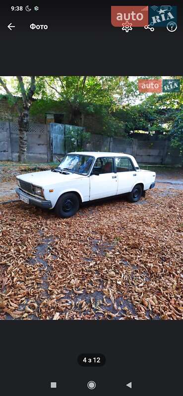 Седан ВАЗ / Lada 2107 1982 в Киеве