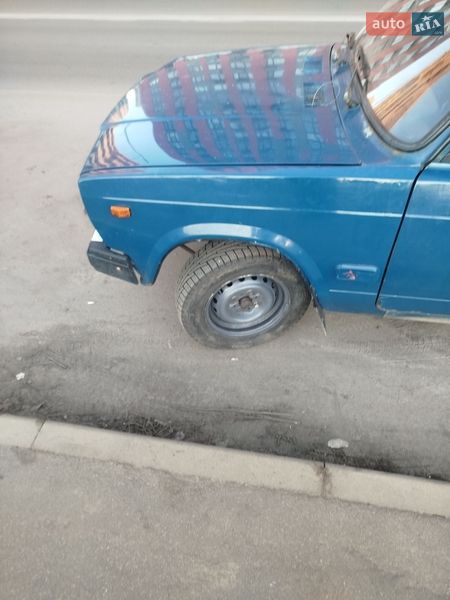 Седан ВАЗ / Lada 2107 2008 в Киеве