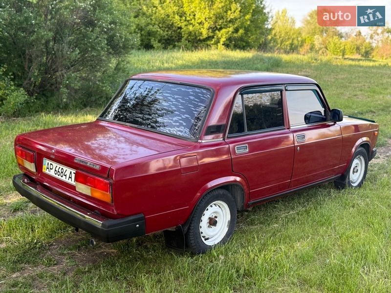 Седан ВАЗ / Lada 2107 2006 в Запорожье