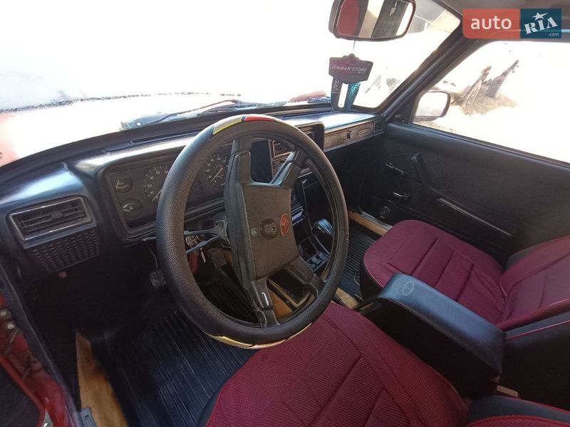 Седан ВАЗ / Lada 2107 1985 в Дніпрі