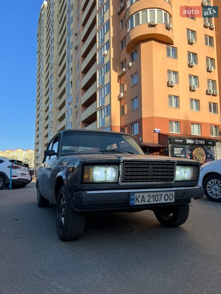 Седан ВАЗ / Lada 2107 2008 в Киеве
