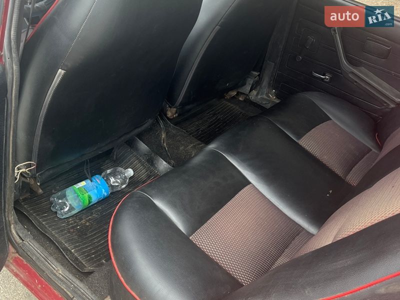 Седан ВАЗ / Lada 2107 1993 в Краматорске