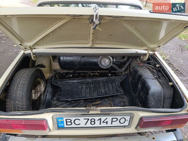 Седан ВАЗ / Lada 2107 1989 в Львове фото 3 Седан ВАЗ / Lada 2107 1989 в Львове