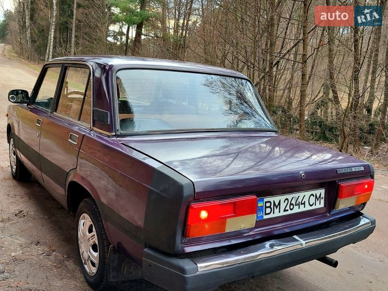 Седан ВАЗ / Lada 2107 2001 в Тростянце