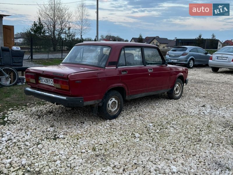 Седан ВАЗ / Lada 2107 1989 в Львові