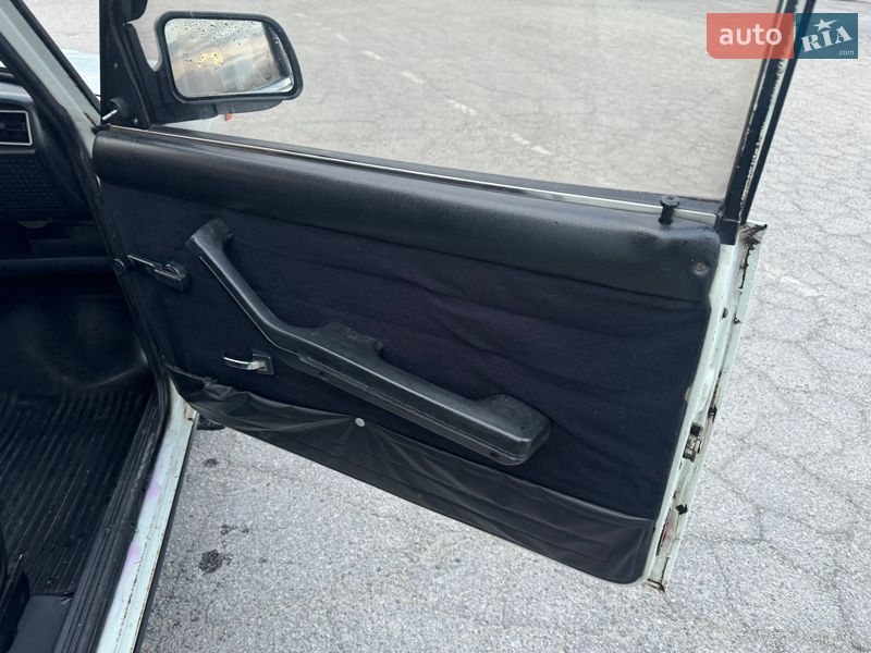 Седан ВАЗ / Lada 2107 1993 в Запорожье фото 11 Седан ВАЗ / Lada 2107 1993 в Запорожье