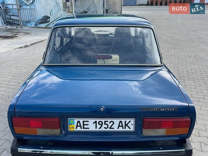 Седан ВАЗ / Lada 2107 2004 в Томашполі