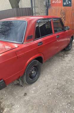 Седан ВАЗ 2107 2002 в Павлограде