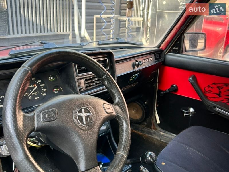 Седан ВАЗ / Lada 2107 1988 в Каменец-Подольском фото 9 Седан ВАЗ / Lada 2107 1988 в Каменец-Подольском
