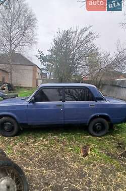 Седан ВАЗ 2107 2005 в Новій Водолагі