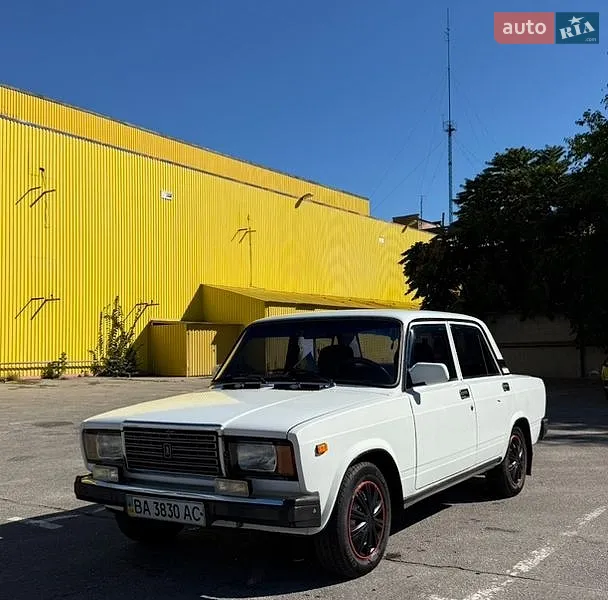 ВАЗ / Lada 2107