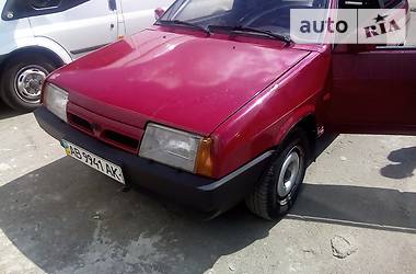 Хэтчбек ВАЗ / Lada 2108 1993 в Гнивани