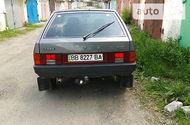 Хэтчбек ВАЗ / Lada 2108 1992 в Луганске