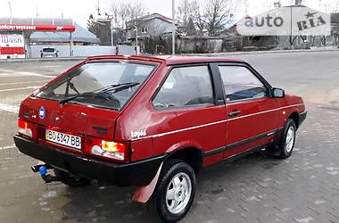 Хэтчбек ВАЗ / Lada 2108 1993 в Монастыриске