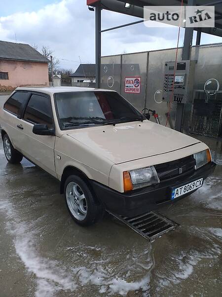 Хетчбек ВАЗ / Lada 2108 1988 в Косові