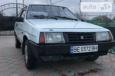 Хэтчбек ВАЗ / Lada 2108 1992 в Врадиевке