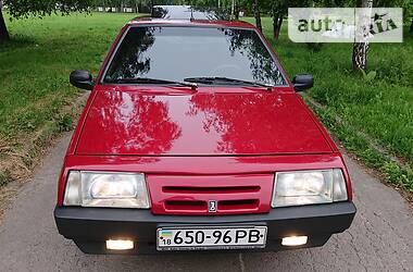 Хэтчбек ВАЗ / Lada 2108 1992 в Ровно