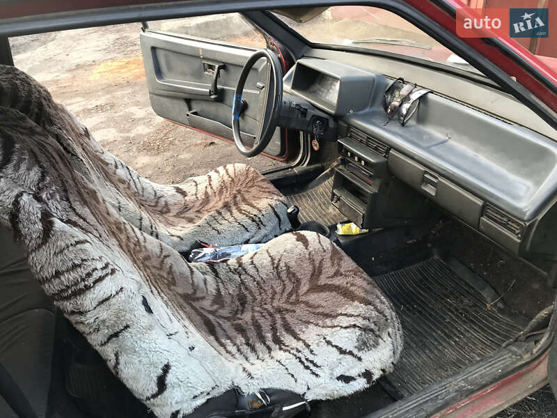 Хэтчбек ВАЗ / Lada 2108 1990 в Первомайске