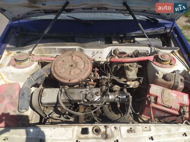 Хэтчбек ВАЗ / Lada 2108 1995 в Львове фото 3 Хэтчбек ВАЗ / Lada 2108 1995 в Львове