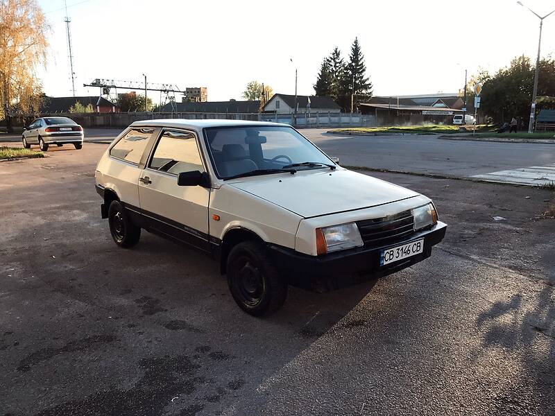 Хэтчбек ВАЗ / Lada 2108 1987 в Нежине