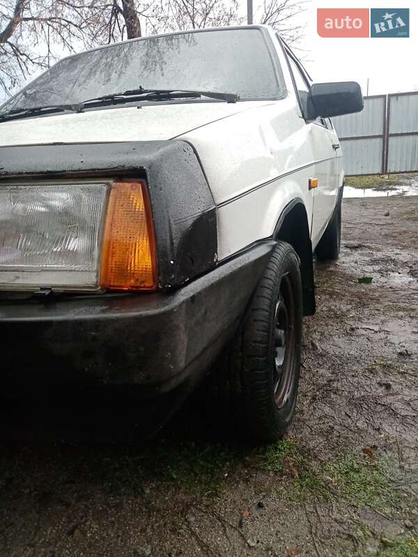 Хетчбек ВАЗ / Lada 2108 1986 в Дніпрі