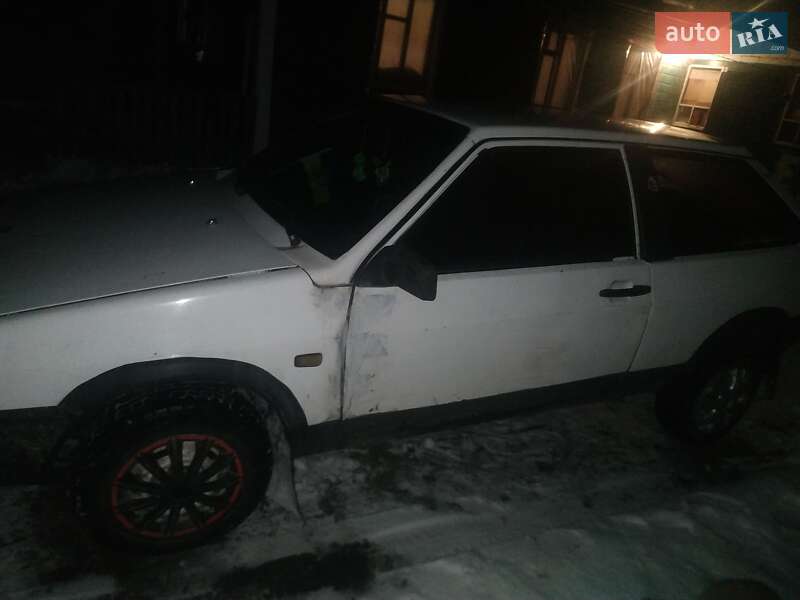 Хэтчбек ВАЗ / Lada 2108 1988 в Овруче
