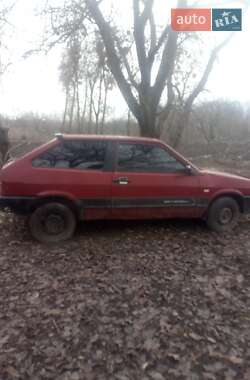 Хэтчбек ВАЗ / Lada 2108 1991 в Миргороде