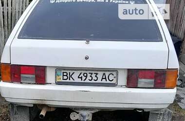 Хэтчбек ВАЗ / Lada 2108 1993 в Звягеле