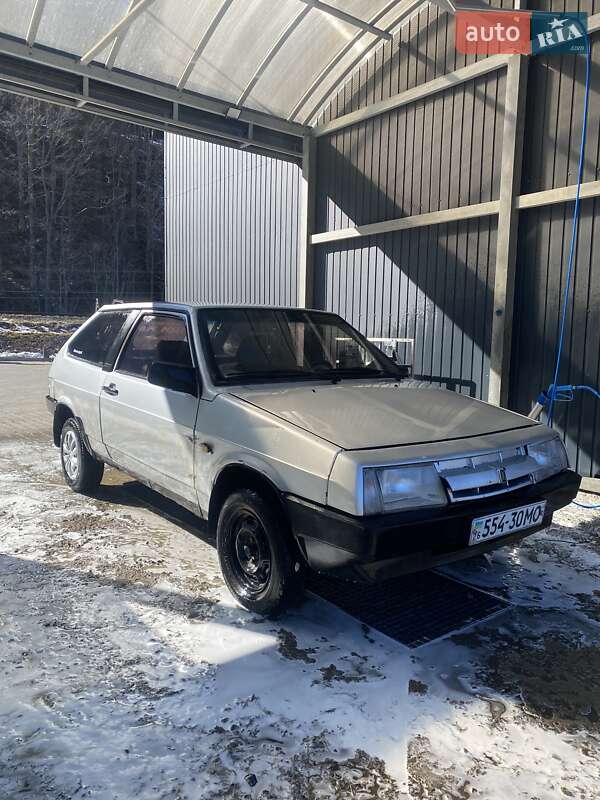 Универсал ВАЗ / Lada 2108 1987 в Яремче фото 13 Универсал ВАЗ / Lada 2108 1987 в Яремче