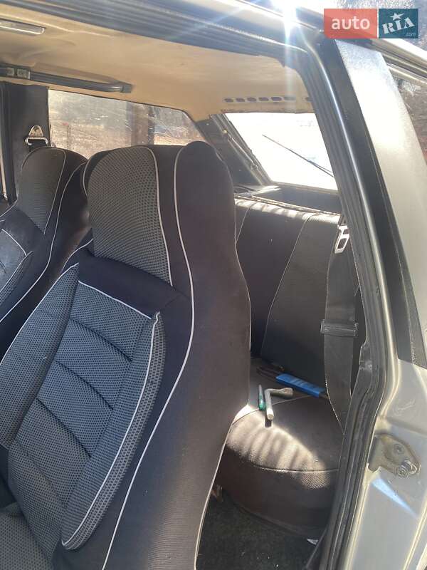 Универсал ВАЗ / Lada 2108 1987 в Яремче фото 18 Универсал ВАЗ / Lada 2108 1987 в Яремче