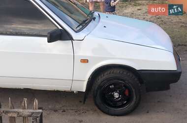 Седан ВАЗ / Lada 2108 1990 в Мерефа