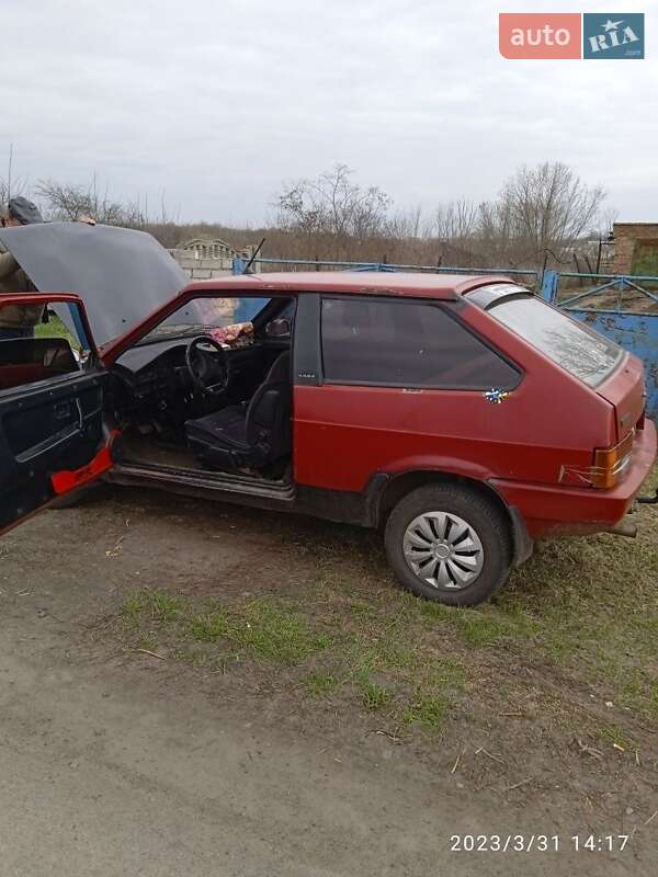 Хетчбек ВАЗ / Lada 2108 1987 в Чорнобаї
