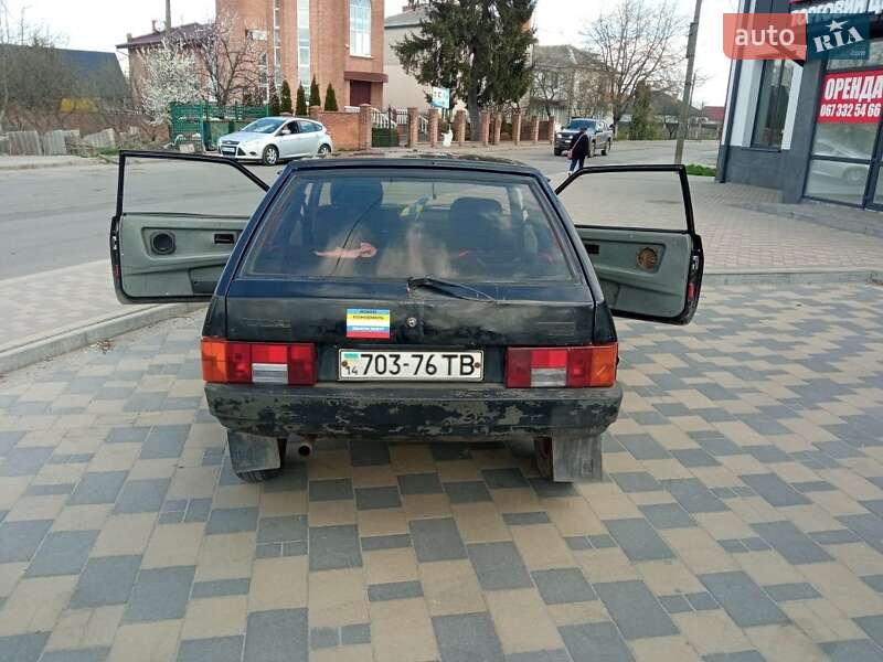 Седан ВАЗ / Lada 2108 1990 в Владимире фото 6 Седан ВАЗ / Lada 2108 1990 в Владимире