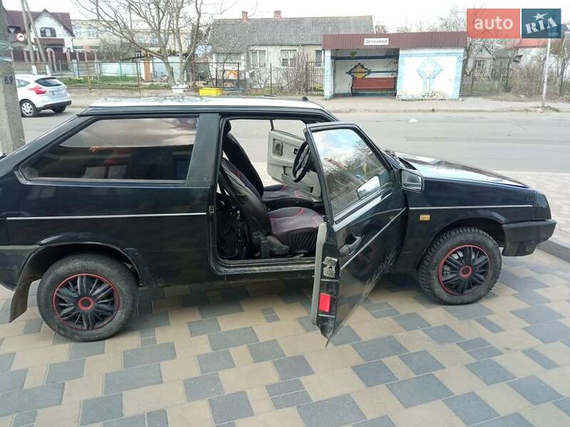 Седан ВАЗ / Lada 2108 1990 в Владимире фото 5 Седан ВАЗ / Lada 2108 1990 в Владимире