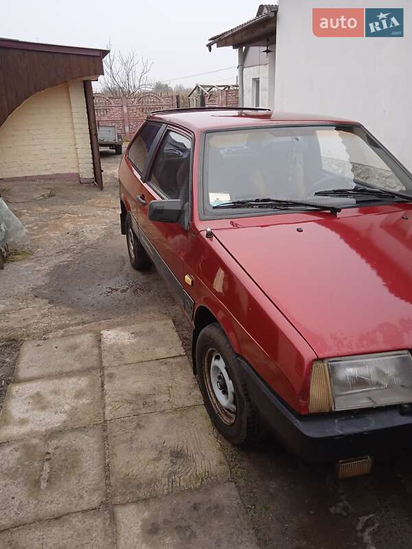 Хетчбек ВАЗ / Lada 2108 1994 в Зміїві