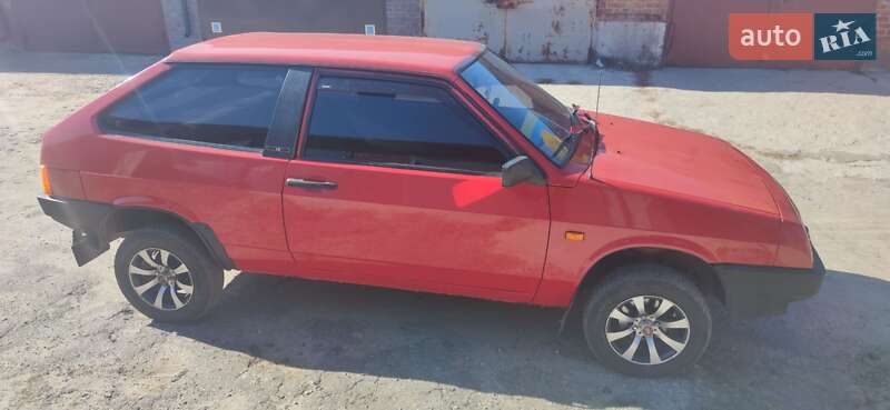 Хетчбек ВАЗ / Lada 2108 1992 в Сумах