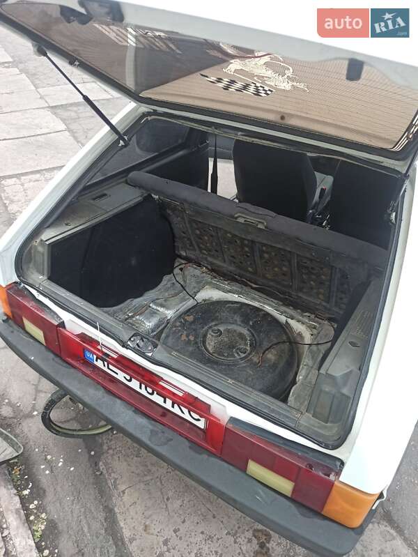 Хетчбек ВАЗ / Lada 2108 1993 в Дніпрі