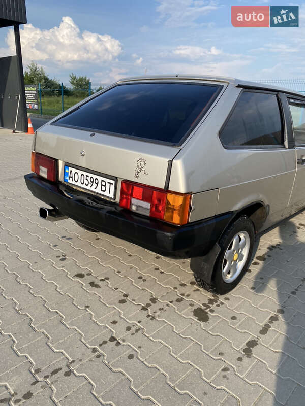 Хэтчбек ВАЗ / Lada 2108 1986 в Берегово