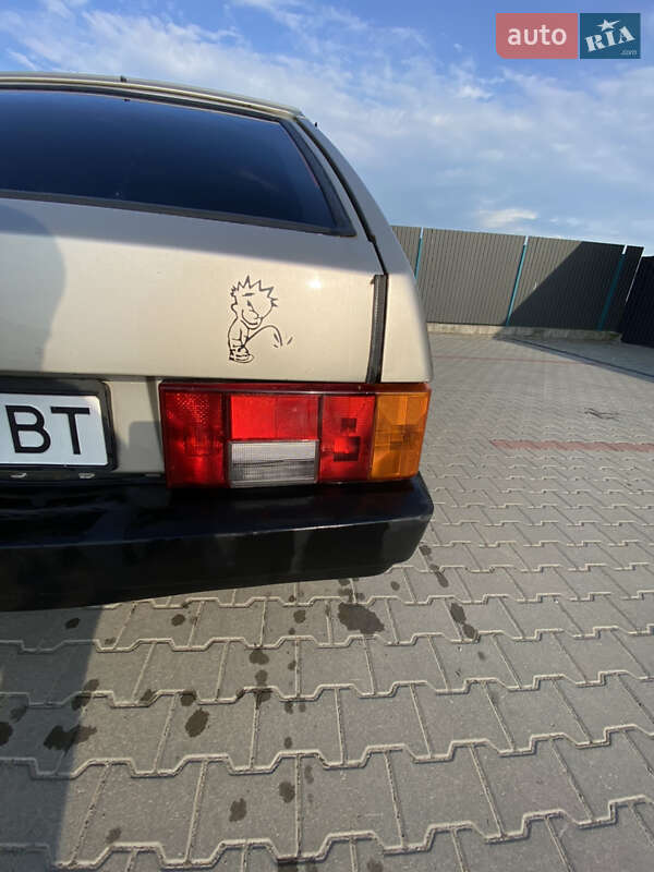 Хэтчбек ВАЗ / Lada 2108 1986 в Берегово