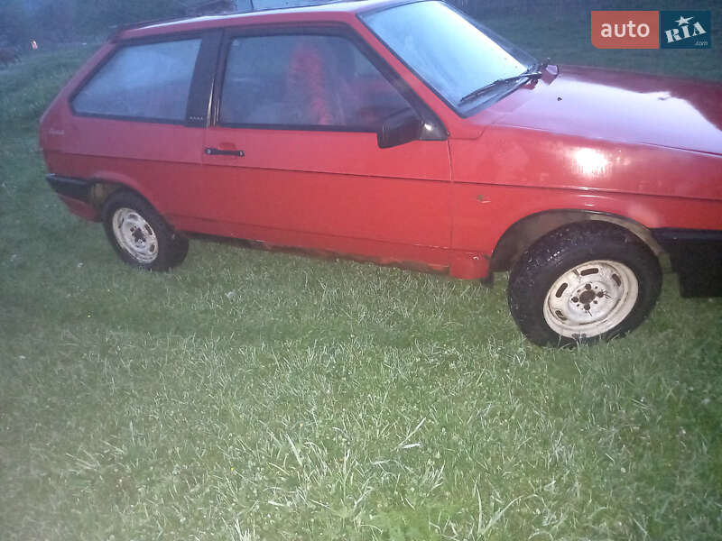 Хэтчбек ВАЗ / Lada 2108 1992 в Старом Самборе