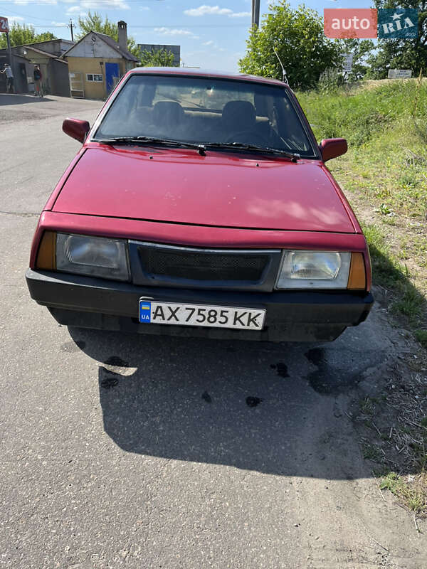 Хэтчбек ВАЗ / Lada 2108 1992 в Харькове