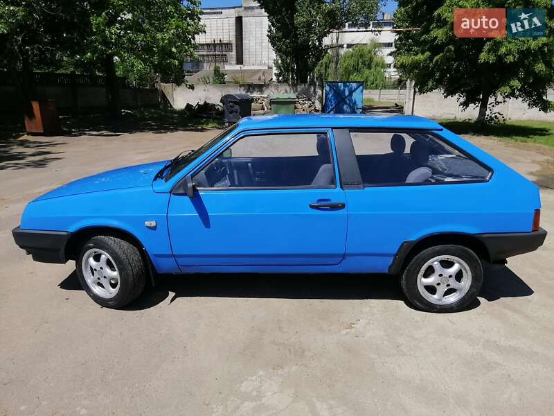 Хэтчбек ВАЗ / Lada 2108 1985 в Одессе