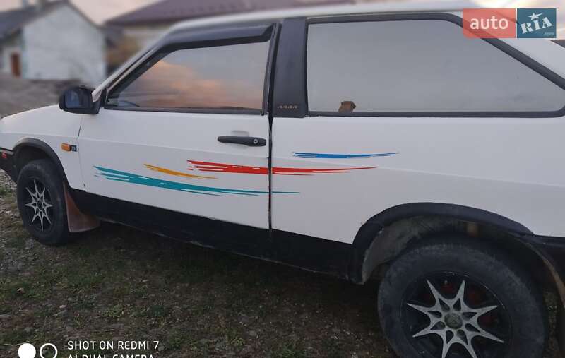 Хэтчбек ВАЗ / Lada 2108 1992 в Снятине