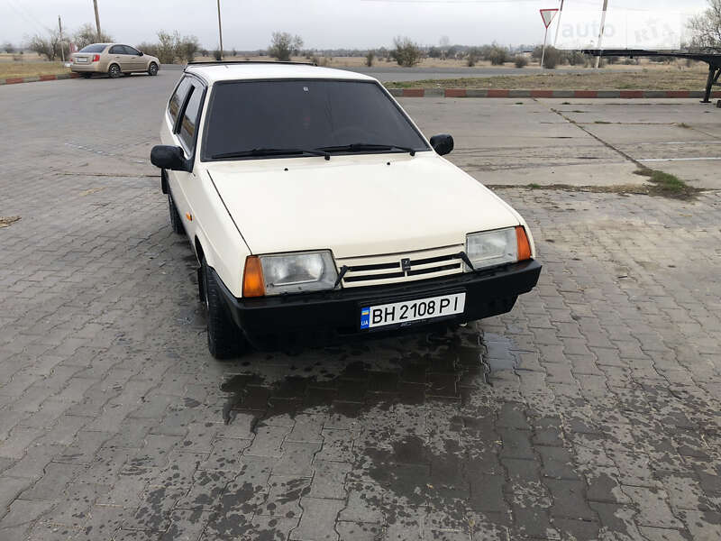 Хэтчбек ВАЗ / Lada 2108 1996 в Болграде