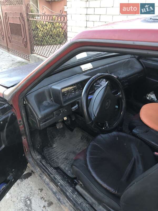 Хетчбек ВАЗ / Lada 2108 1992 в Дніпрі