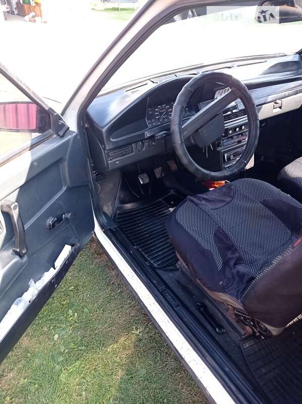 Хетчбек ВАЗ / Lada 2108 1991 в Мостиській